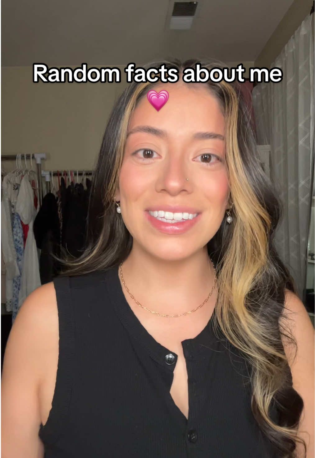 Random facts about me 💗 @Haus Labs by Lady Gaga Foundation @Charlotte Tilbury Liquid contour @Maybelline NY Concelear @Thrive Causemetics Brightening powder  @NYX Professional Makeup blush @Milani Cosmetics  #randomfacts #baseroutine #gettoknowme #makeup #makeupartist 