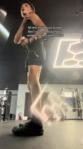 #gym #GymTok #addiction #gymgrind #grind 