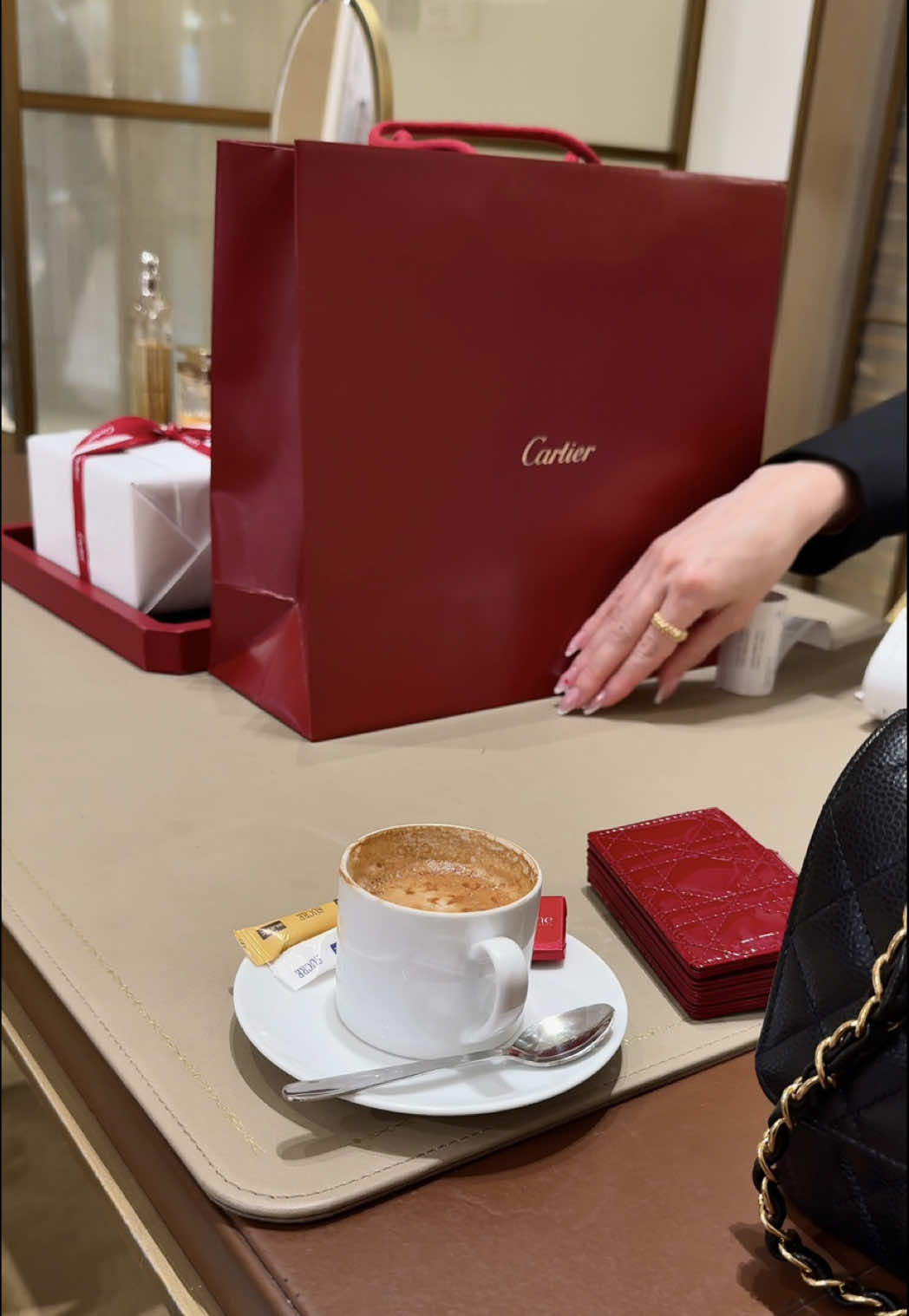 Unboxing 💋 #cartier#unboxing#fyp