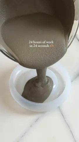 24 hours of creating in 24 seconds✨⏳ This is a quick glimpse into what goes into creating one single Cementco piece — from mixing to pouring to demolding.  But those things are only the half of it! This doesn’t show the time it takes to calculate and measure out all of the “ingredients”, prepping the molds, the days of curing, sanding, sealing every piece by hand, and finally the packaging. And that’s really the beauty of handmade products and supporting small business 🤍 You’re not just buying a product, you’re buying days if not weeks of an artists time and effort! ONLINE SHOP + CYPRUS ORDERS COMING SOON #cyprusart #cyprusartist #cyprusbusiness #cyprussmallbusiness #cyprushomedecor #handmadecyprus #supportlocalcyprus #madeincyprus #cementhomedecor #homedecor #europeanhomedecor #cementart #cementpour #cementtray