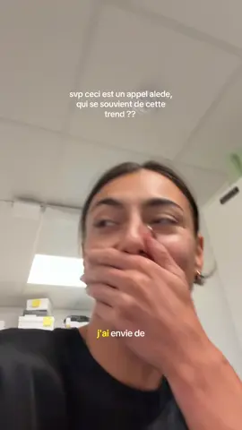 on est bloqué ptdrrr #help #trends #tiktokviral #alaide #alede 