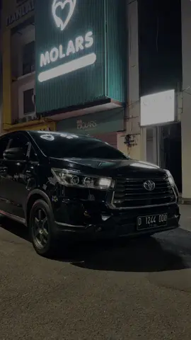 Parkir ganteng😎 #innovareborn #fypage #fypシ゚ #fyppppppppppppppppppppppp 