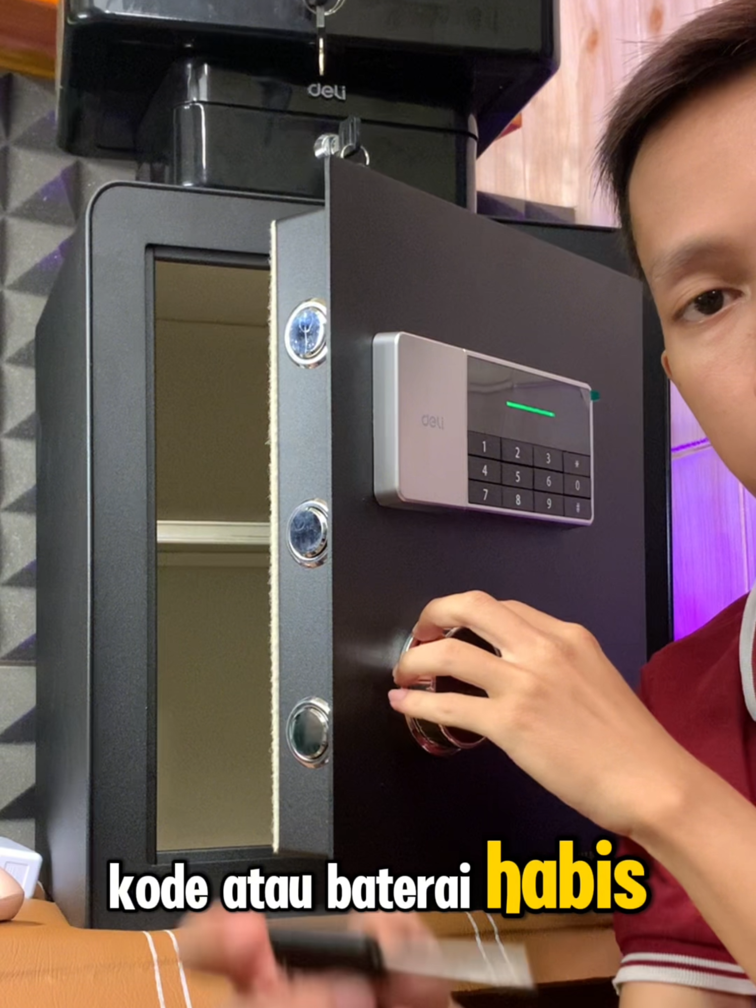 brankas digital bisa ditanam , bahan besi baja anti karat ,brankas uang dan perhiasan pribadi  #brankas #brankasuang #brankaspribadi #brankastahanapi