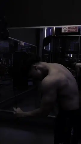 #CapCut #gym #GymTok #gymmotivation🏋️‍♀️ #workoutmotivation 