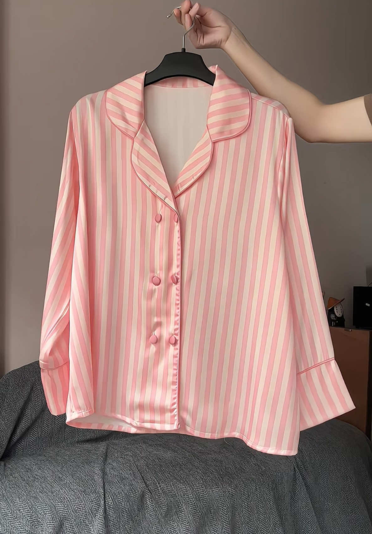 Siêu mê chất vải nha #review #outfit #fyp 