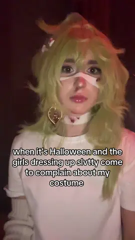 #COLLEI 🍃|| “why are you dressed up like that?..” GIRL WHY ARE YOU DRESSED UP LIKE THAT 😔 tbh wear whatever you want for Halloween just don’t judge others 💔 #colleicosplay #colleigenshinimpactcosplay #GenshinImpact #dottore 