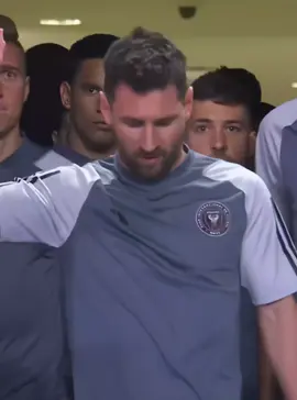 Messi shows true leadership#Soccer #football #fyp 