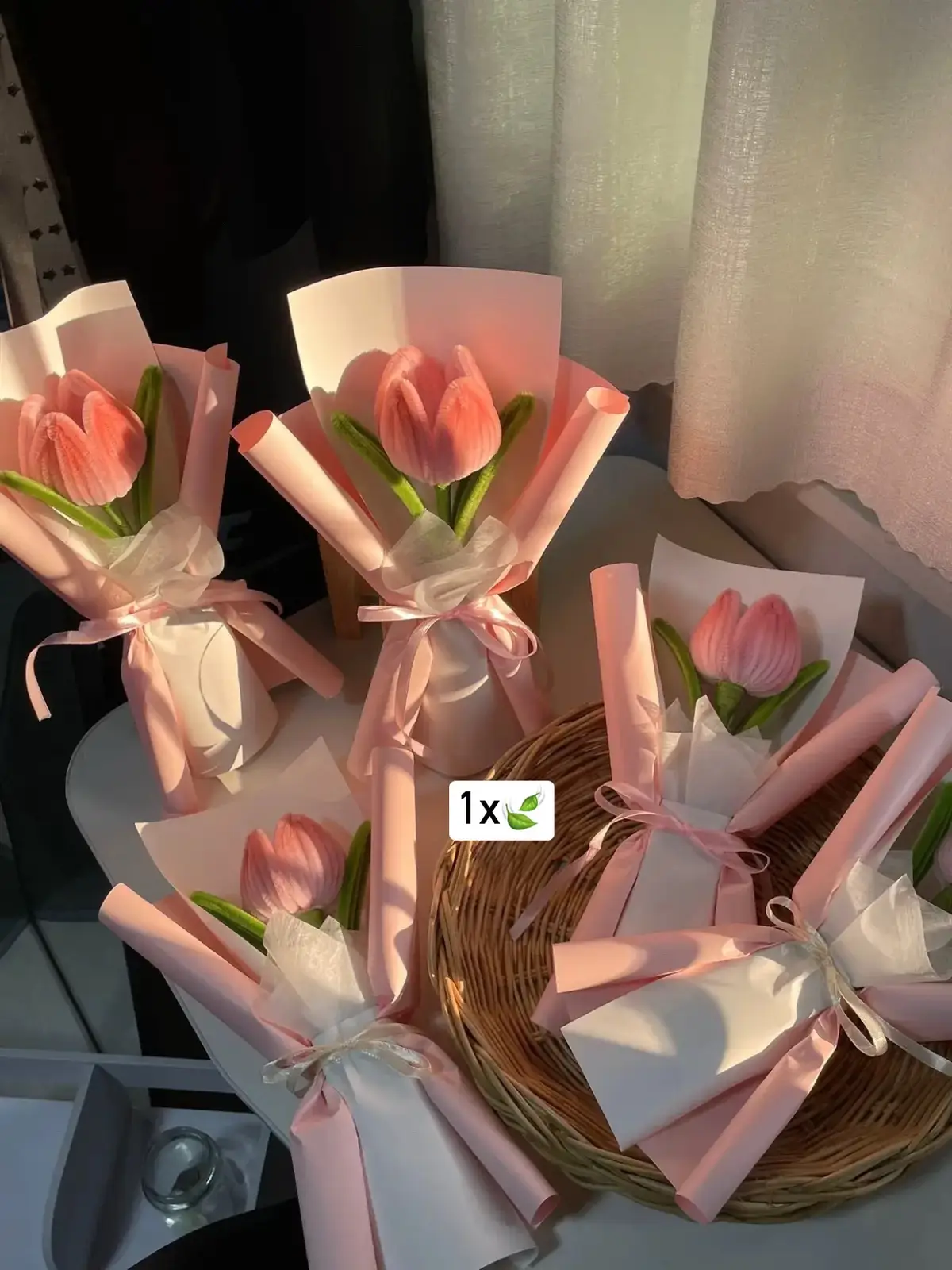 Mình bán lại hoa nha mng, hoa kẽm các loại mình có hết nha khách iu oiii. Mong được khách iu ủng hộ lại như trước ạ. Lần này bán lại minh dành nhiều tâm huyết vào hơn ạ. Mong đc cả nhà iu ủng hộ #hoaxinh #hoahamne #hoakemnhung #hoakemnhunghandmade #flowers 