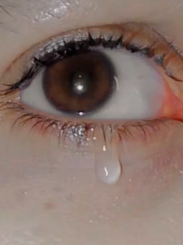 pray for meee plzzzz 😭😭😭😭😭😭😭😭 #viralvideo #eyesvideo #sadvideo #foryou #viral 
