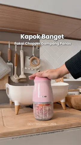 Kapok pakai chopper gampang panas dan tiba2 suka mati.. tapi alih2 nyalahin produknya, ternyata aq aja yg salah cara pakainya.. Padahal chopper @Samono Indonesia kualitasnya bagus walaupun harganya murah 😍😍 #chopper #minichopper #samonoindonesia #dapurestetik #fyp 