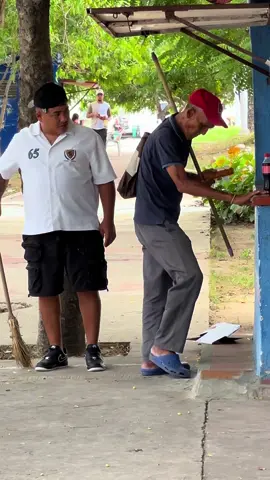 El zapato se perdió 😂