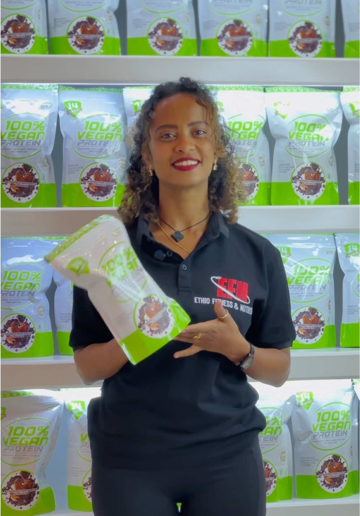 🌱 በጾም ወቅት ሊጠቀሙት የሚችሉት 🌱   በጾም ወቅት በቂ  ፕሮቲን ከምግብ ማግኘት አስቸጋሪ ሊሆን ይችላል። Superior 100% Vegan Protein ከአተር እና ከሩዝ የተሰራ ሲሆን በአንድ ማንኪያ (Serving) **23 ግራም ሊን ፕሮቲን** ይሰጥዎታል! 💪🌿   ✅ 100% ቪጋን እና ለጾመኞች ተስማሚ   ✅ ለሰውነትዎ አስፈላጊ የሆኑ አሚኖ አሲዶችን አካቶ የያዘ   ✅ ለአጠቃቀም ቀላል  🇪🇺በአዉሮፖ በጥራት የተመረተ 🇪🇺 👨🏽‍⚕️ምርቶች በኢትዮጵያ ምግብ እና መድኃኒት ባለስልጣን ተመዝግበው አስፈላጊውን ፍቃድ ያገኙ ናቸው። የሚያስፈልገው ጓደኛ ካለዎት share ማድረግዎን አይዘንጉ! 👇💪  ለማዘዝ 9369 ይደውሉ ☎️ @Wendishawu assefa (ለራስ አይሰነፍም) @ቴዲ ማን  ለናቴ አኑረኘ 💪💪💪 @mati @16 @🦅gym gang 19🦅 @ግብዳው💪🏾 @Ethio Fitness Bahirdar @Ethio Fitness Hossana @lemu_lift 