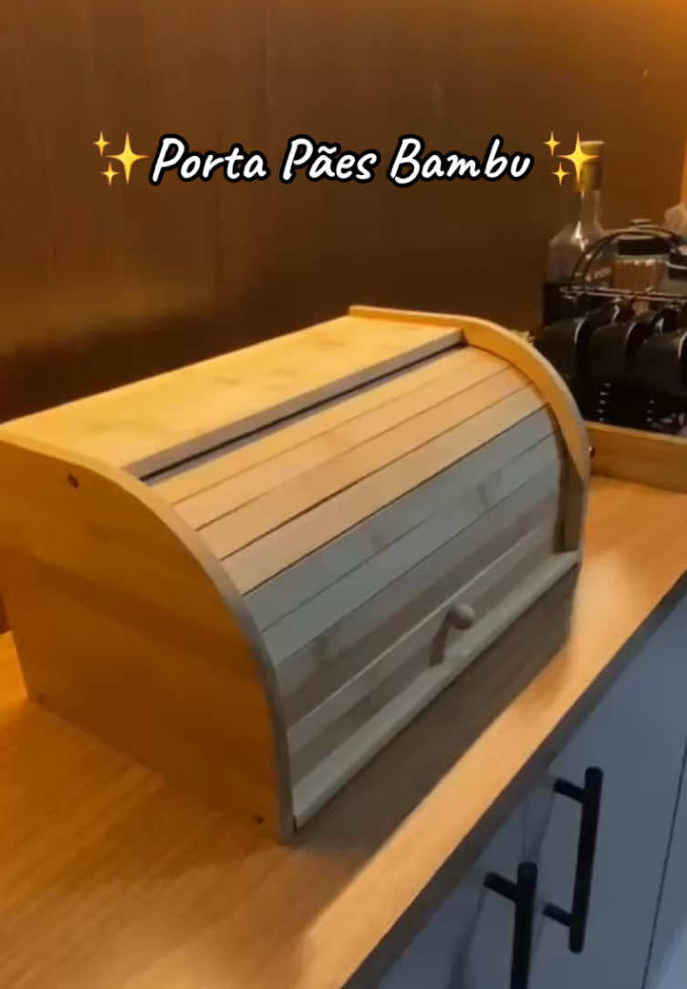 🚨Quer o link? Comente “QUERO” que vou te enviar 🔗 Link da coleção na Bio  Porta Pães - Caixa de Madeira Em Pinus Armazenamento 40cm #mesaposta #cantinhodocafe #cafe #paes #bambu 