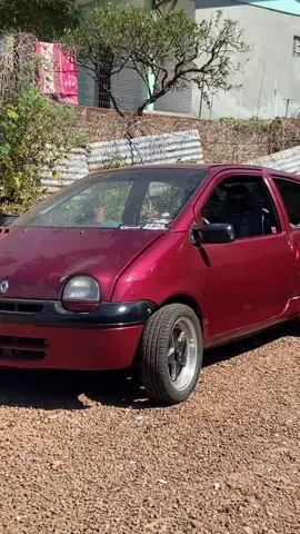 🤪🤪 Twingo turbo #f #força #twingo #crescernotiktok #foryou  