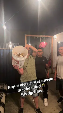 #feliz fin de semana mis amiguitos #paratiiiiiiiiiiiiiiiiiiiiiiiiiii #fyp 🇺🇸🫶🇪🇨🌎