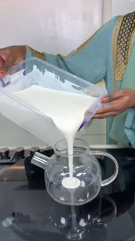 Alhamdulillah 💃 I finally tried soybean yoghurt and it turned out so good🥰The taste was amazing 😋 I added milk for extra creaminess (which is optional)This is also a great business idea 🤩recipe and ingredients are on the screen👍 My powerful blender from @fibismartgadgets made it so easy💃 Don’t forget to like,share and follow @chef_ahr for more amazing recipes