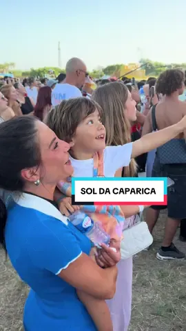 O Lucas veio ver o concerto hoje ❤️ Obrigado, Sol da Caparica, foram inesquecíveis! 🙌 Voltamos a encontrar-nos na Minha Casa Tour a 15 de novembro, na Academia Almadense. Vê nos meus stories onde serão os últimos shows 🔥