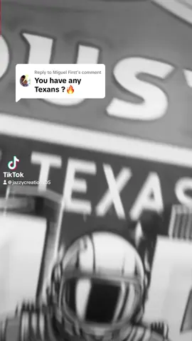 Replying to @Miguel First Texans 🤘🏽 this is on a 3x you see how big my prints are 🔥 #texans#houstontexans#houston 