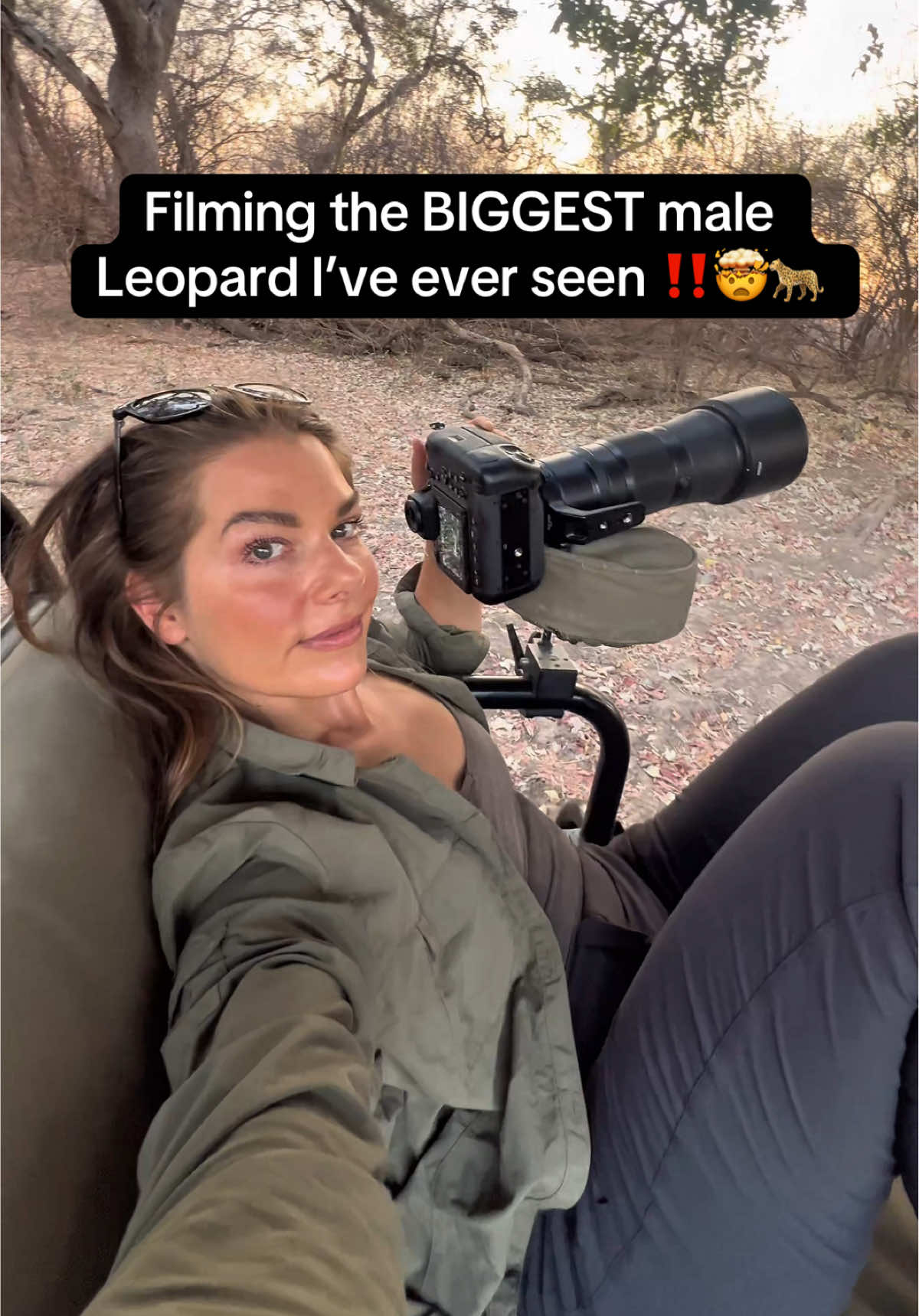 The final boss of the jungle 😉🐾🐆 The biggest male leopard I’ve ever filmed! His head was huge!! And those eyes! 👀  @hannahstitfall on Instagram 🐾 #wildlifephotography #wildlife #safari #leopard #cat 