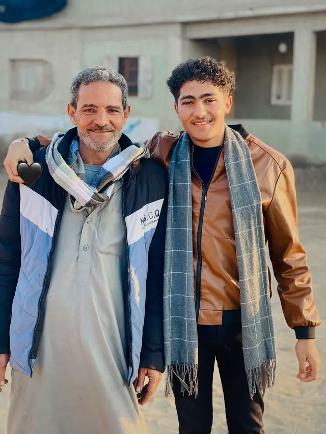 •	“وحشتني يا سندي وضهري، اللهم ارحم أبي واغفر له وأجمعني به في جنتك”🥹💔