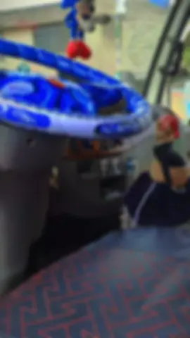 FORRADO DE VOLANTES 😎#quito #bus #camioneros #autos #paratii 