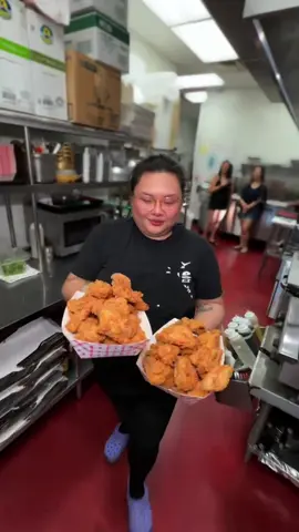 🍗 Golden bites to kick off your Fry-day right. 🚗 UBER EATS AND DOOR DASH NOW LIVE! ▪️▪️▪️▪️▪️▪️▪️▪️ 🍗 Korea’s 𝐍𝐨. 𝟏 Fried Chicken!  📌 4276 Spring Mountain Rd Suite 103 ⏰ Sunday-Thursday 11am-10pm ⏰ Friday & Saturday 11am-11pm 📌 1110 E Silverado Ranch Unit 120 ⏰ Mon-Thurs 12pm-9pm/ Fri-Sun 11am-9pm 📌 7320 S RAINBOW BLVD ⏰ 11am-9pm 7 days a week 📌 H-MART LOCATION ⏰ 11am-9pm 7 days a week 📣 #BBQCHICKENVEGAS  #koreanfriedchicken #friedchicken #vegas #lasvegas      