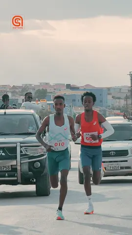 Dareenka hooyada Dhashay Fuaad.  #astaan #fyp #somalitiktok