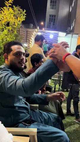 حمودي والفنان وليد العيساوي معوزين ركص شوية. 🤣🤣🤣🤣@وليد العيساوي #شهم_احمد_جبير #احمد_جبير #ahmedju95 #احمد_جبير_الفهداوي #جوبي 