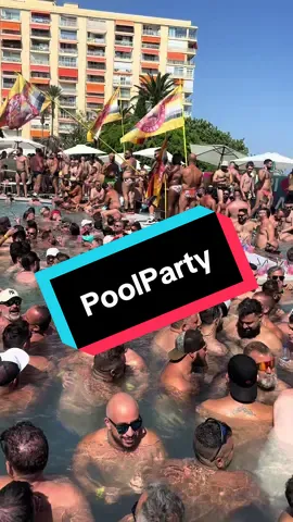 Pool Party 🐻 #MadBear2025 #Torremolinos 
