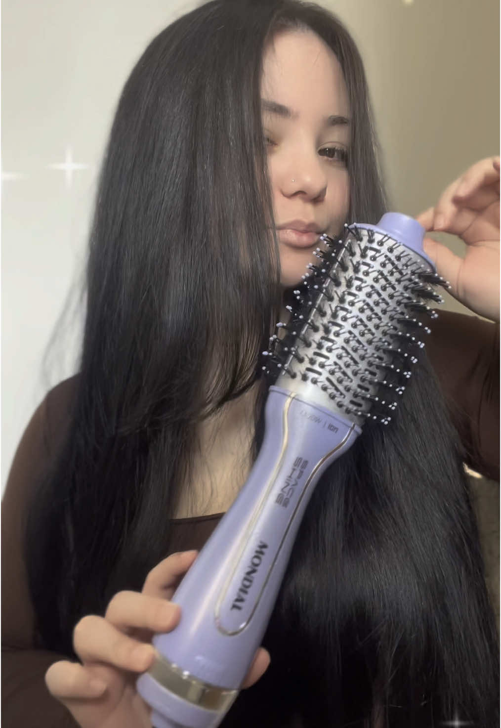 #spaceshine #mondial #escovasecadora #cabelos #secagemrapida #cabelomodelado #mondial #enbb2025 #svassessoria@Mondial Eletrodomésticos 