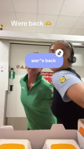 Wo sind die Lidl girlsss? Markiert euren Bestie  🫶 #tiktokdeutschland #bestiesforever @Katharina @Lena #fy #lidl #nürnberg 