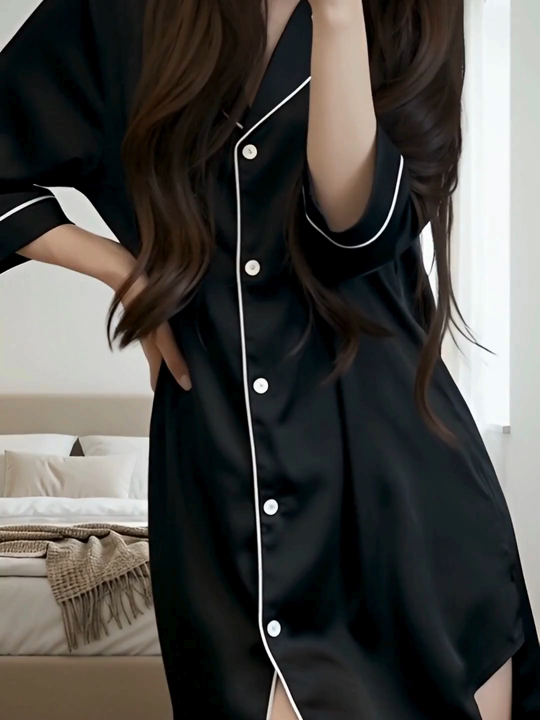 48คืนไหนก็หรูได้ด้วยชุดนอนสไตล์มินิมอล ดีไซน์เรียบแต่ดูแพง ผ้าลื่นนุ่ม สัมผัสเย็นสบาย ตัดเย็บปราณีต ใส่แล้วเคลื่อนไหวสบายทั้งคืน เหมาะทั้งนอนพักผ่อนและใส่อยู่บ้าน  รีบสั่งก่อนหมด…เพราะความเรียบหรูแบบนี้ ไม่ได้มีให้บ่อย #ชุดนอนผู้หญิง #ชุดนอนซาติน #ชุดนอนน่ารัก #ชุดนอนสวย #ชุดนอนใส่สบาย