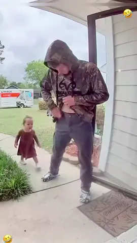 Funny baby 😂#funny #fyp #foryou #funnymoments #usa #haha #funnybaby #peace #baby #cute #happy 