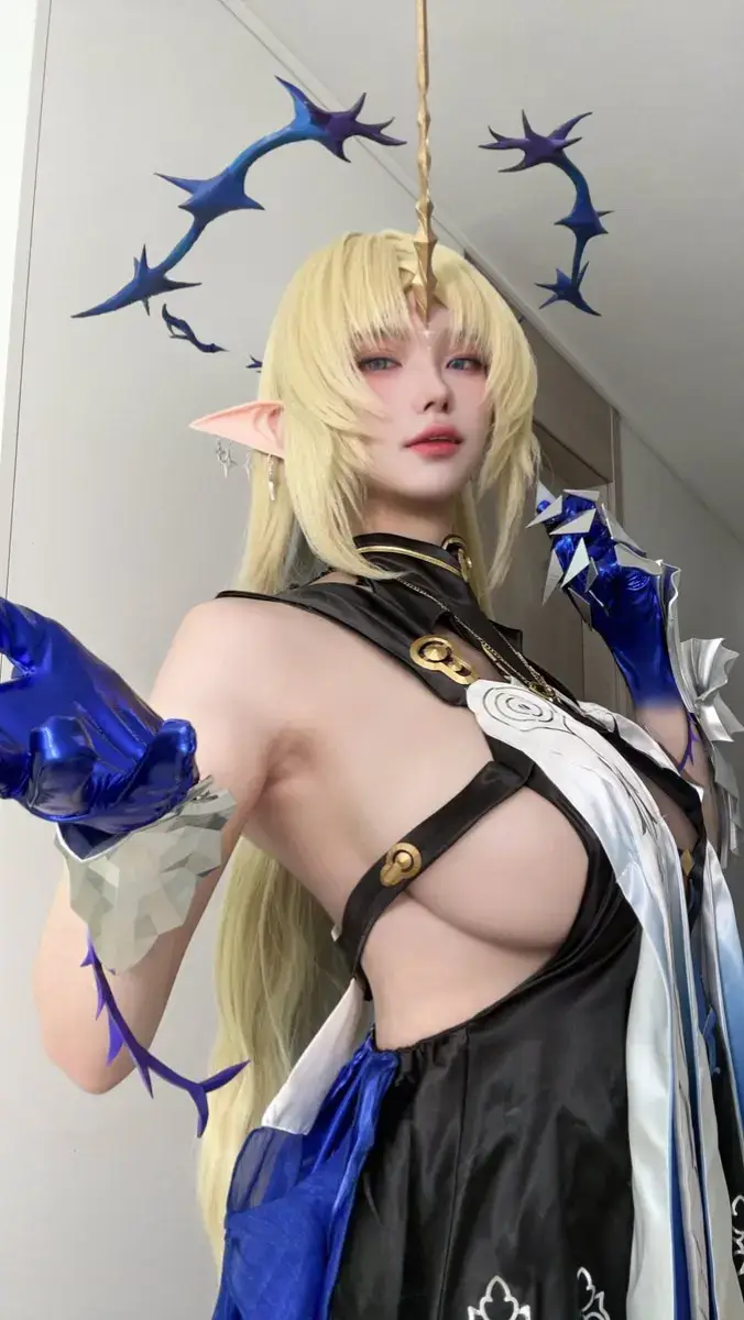#fyp #fypシ #fleurdelys #wuwa #cosplaycartethyia 