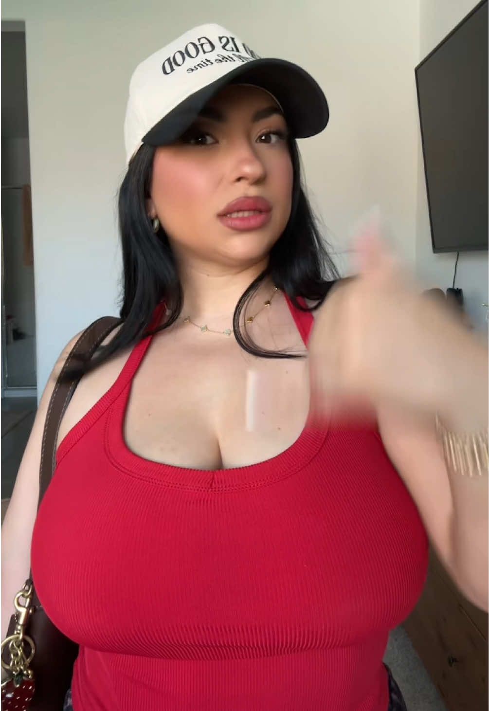 OOTD! Happy Friday babes ❤️ #OOTD #momootd #cute #youngmom 