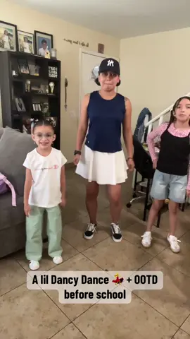 Mis Tiesas querían un TikiToki 🫶🏼 #busymorning #muevelo #daughters #fyp #trend #OOTD