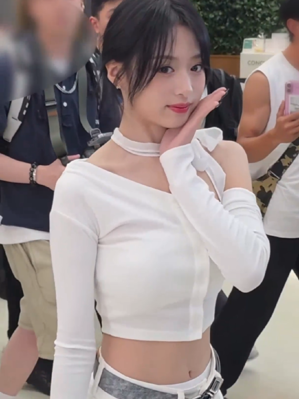 Jung Ahyeon ♡♡♡ #ahyeon #yaxian #BABYMONSTER #fashionairport #fyp 