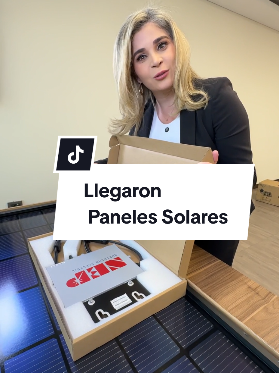 Llegaron los Paneles Solares Portátiles #energiasolar #panelessolares #construction #sol  cotiza en nuestro perfil