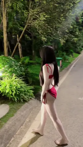 Ngày mà em cho phép anh bước vào cuộc đời em, chính là lúc em chấp nhận đem hết cả con tim của mình ra đánh. Một ván bài lớn, vậy anh nói xem ván cược này em thắng hay thua ..?#xuhuong #thathinh 