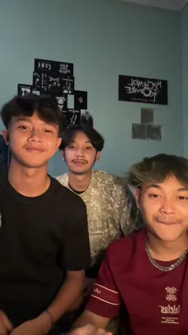 Ikanya kena racun 😂@ZIDAN ALFARIKH @𝙍𝙨𝙨𝙡𝙡⚡ 