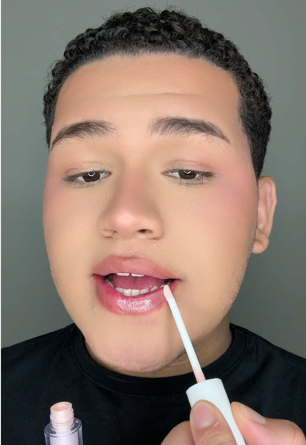 lip gloss with highlighter