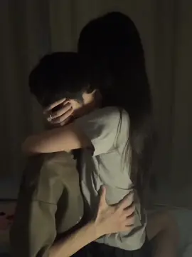 We all need hugs like that, prove me wrong #Relationship #Love #hug #traitrungquoc #cute 