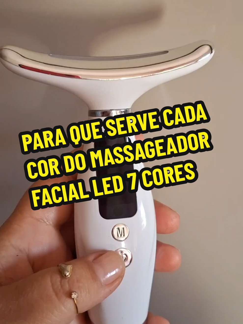 O melhor massageador facial da vida! 😍 7 cores, 7 benefícios – sua pele renovada todos os dias! Garanta já o seu comprando pelo link com um preço muito especial #massageadorfacial #massageadorrostoepescoço #massageador #cuidadadoscomapele 