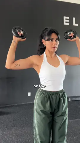 The shape you want? ⬇️  Muscle doesn’t “tone” …. it adapts. Without progressive overload, you’re just burning calories, not changing your physique. What you actually want is muscle with lower body fat. This is exactly why I built @elevatenation_ blending strength with conditioning to improve your overall performance. Because the athletes you admire? Their physique is the byproduct of chasing performance, not the goal. #bramptongym #caledongym #bramptontrainer #personaltrainer #personaltainerbrampton #bramptonpersonaltrainer #bramptonbootcamp #workouttips #workoutsadvice #tonedbody #toningworkout #toningmuscle 