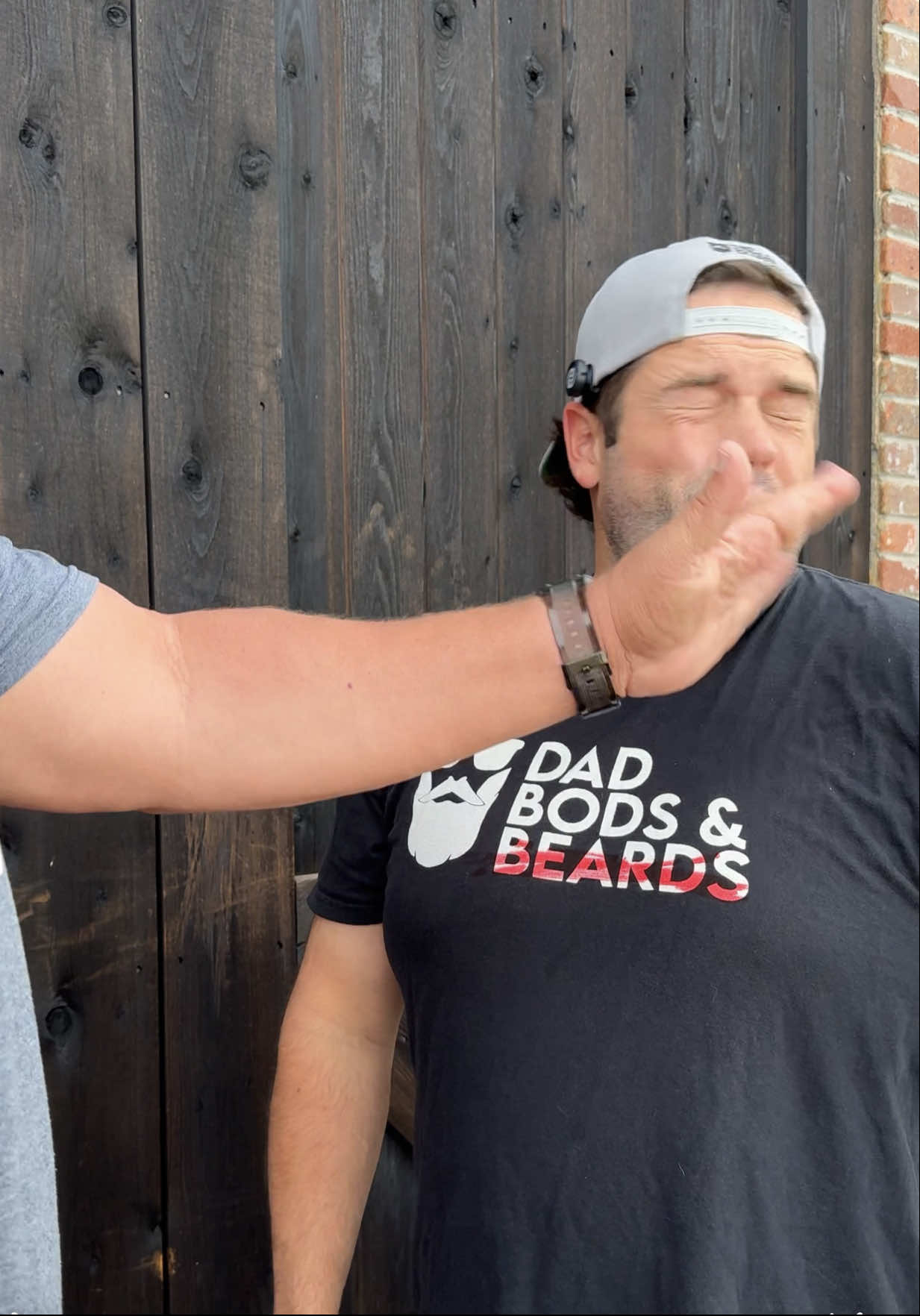 I seem to be getting slapped a lot lately…  Stay tuned, full video coming soon 💥👋 #willsmith #chrisrock 