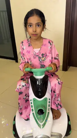 ⁨	افضل سكوووتر حق الصغارية 😍🔥 سكوتر الصابون و الفقاعات  الغني عن التعريف و الاكثر مبيعاً 🔥🔥 #سكوتر #سكوتر_كهربائي #سكوترات_شحن_كهربائي_سكوتر_موسيقى_شيلات_ #العاب #إلكترونيات #اطفال #فقاعات⁩