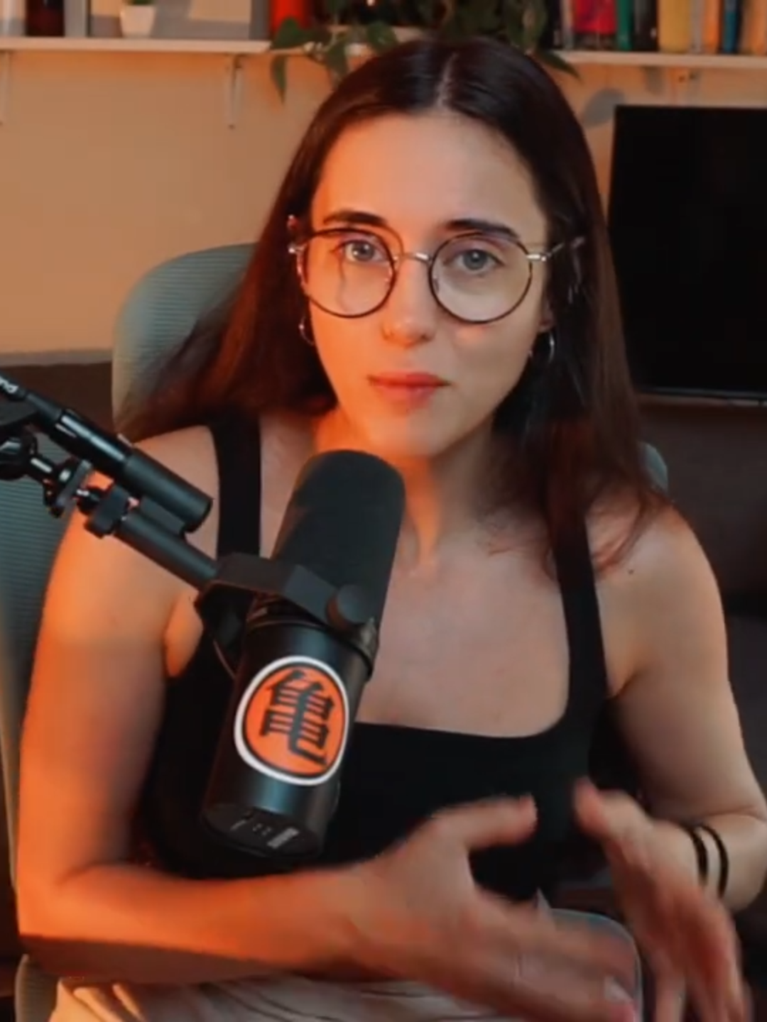Reacciono a DRAGON BALL Z por PRIMERA VEZ! 😱 ¿Qué me ha parecido Dragon Ball?? // #dragonball #darureacciones #darumasn #daruclips #bulma #roshi #krillin #gokú #kamisama #piccolo #lanch #lauratorres
