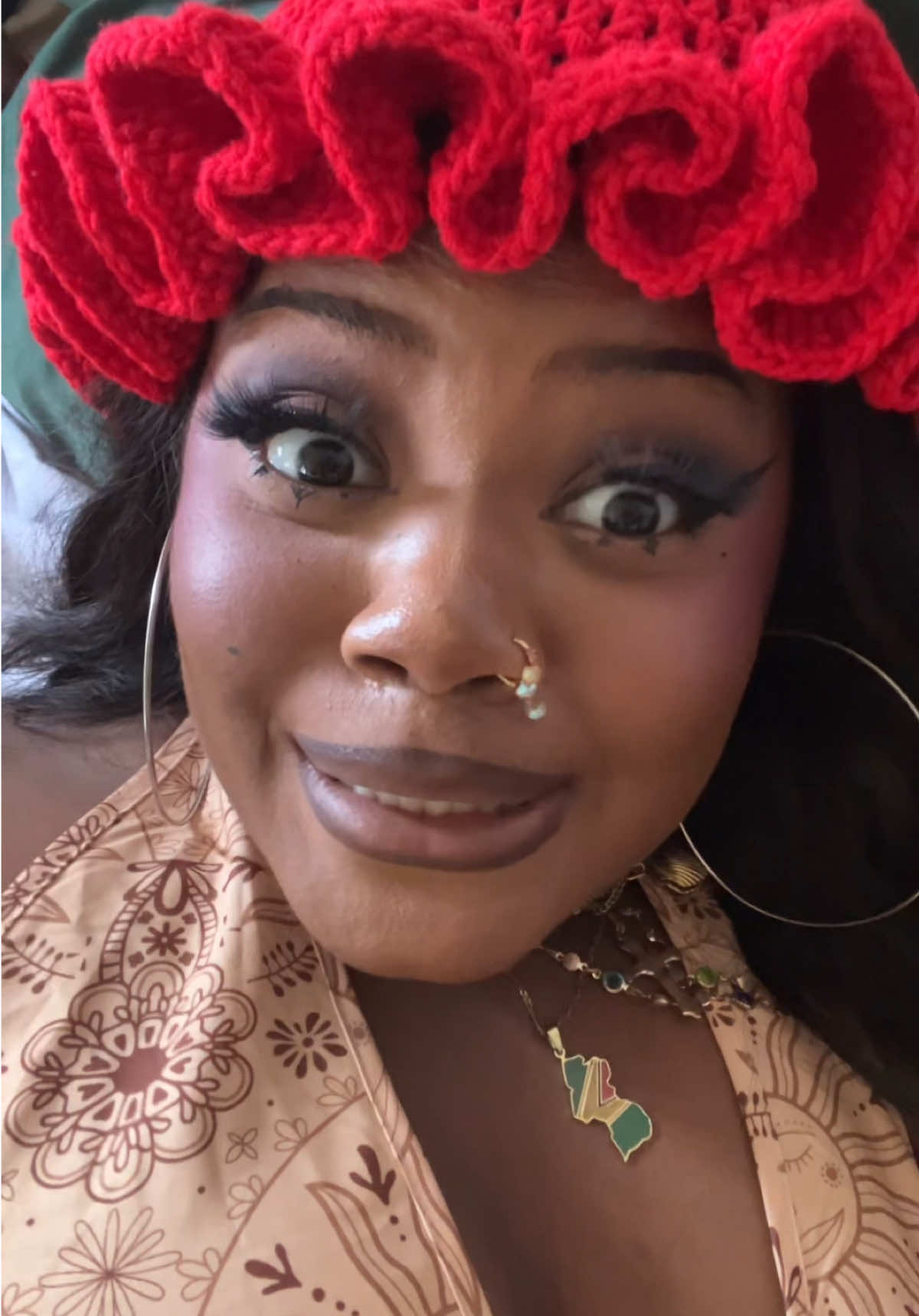 Like sooo teaaa 😭😭