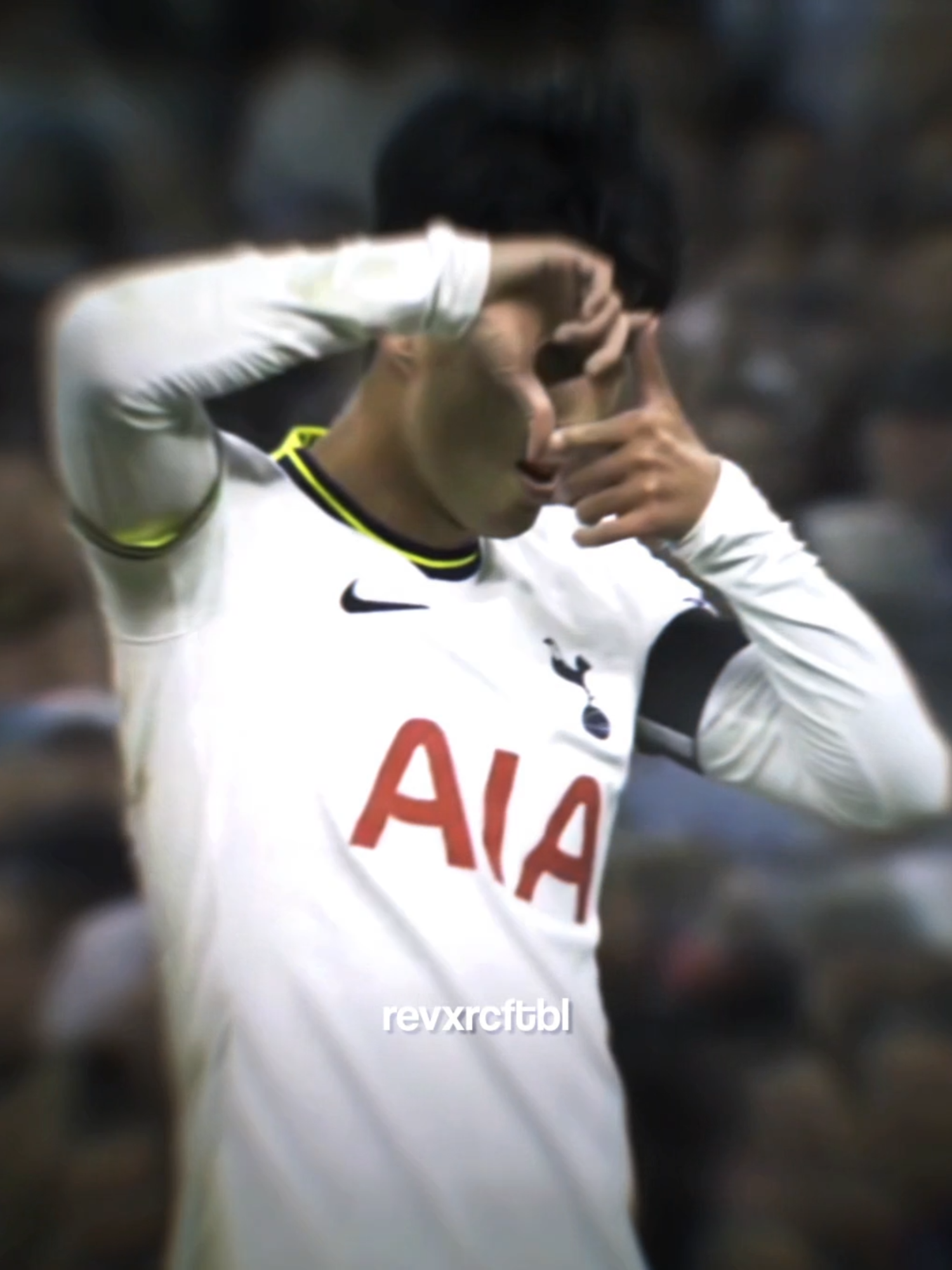 the only ch**k that could say... #revxrcftbl #footballedit #footballedits #fyp #son #heungminson7 #sonedit #heungminson #heungminson🇰🇷 #heungminsonedit #peterbot #peterbotincident