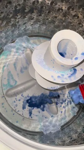 So Good 🤤🤤🤤 || #tidedetergent #laundrytok #bottlepaste #laundryasmr #powderpour 